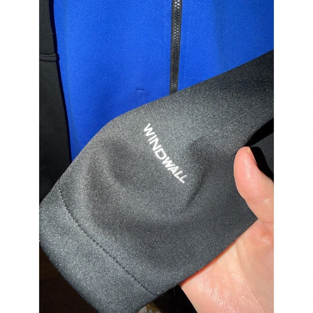 The North Face WindWall Softshell Jacket Mens Medium Black Blue Colorblock